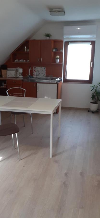 Marietta Apartman Hévíz Esterno foto